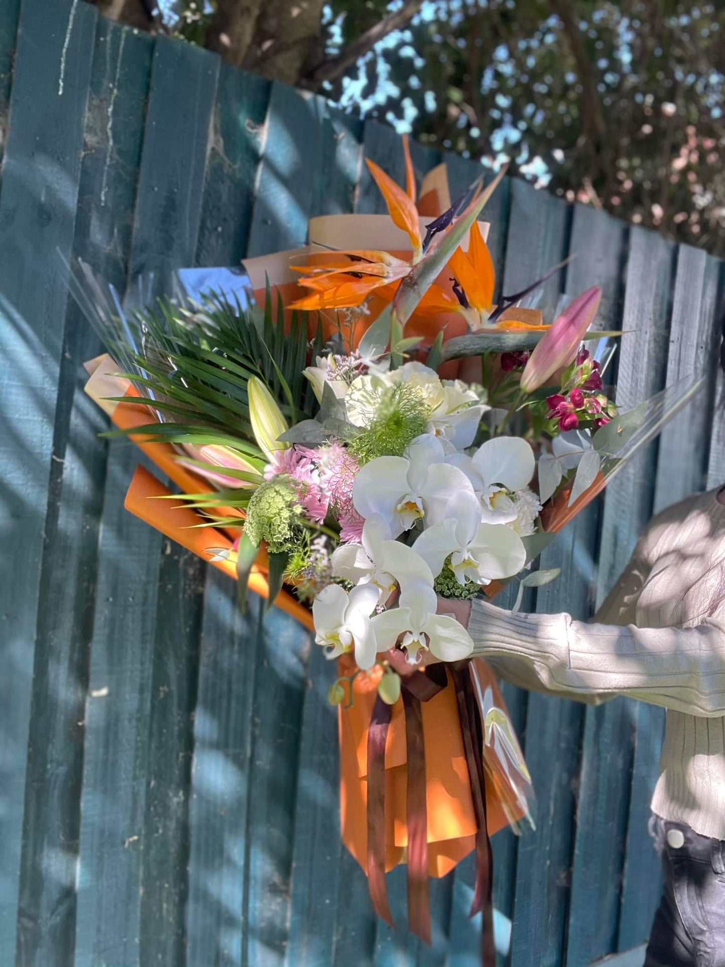Premium large bouquet.